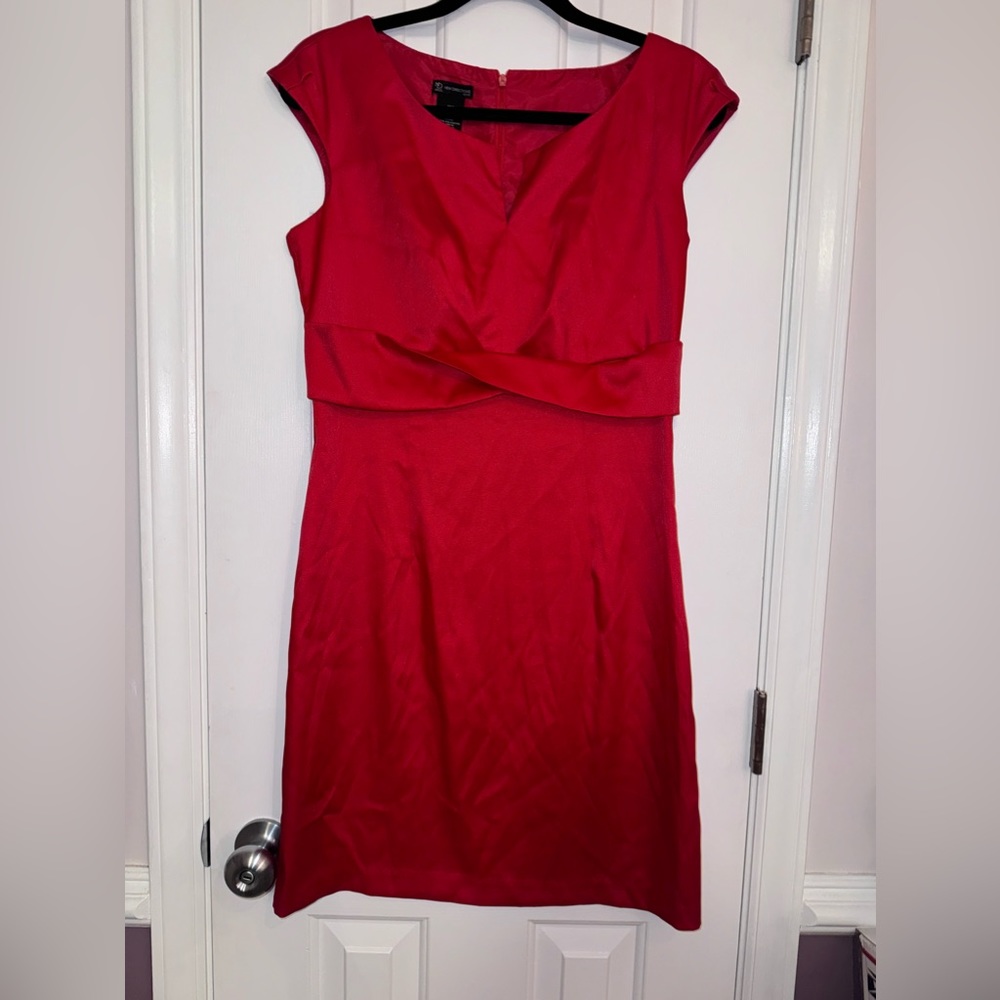 New Directions Petite Red sleeveless cocktail dress, size 12P
